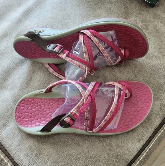Chaco Pink Strappy Sandals - Picture 2 of 6